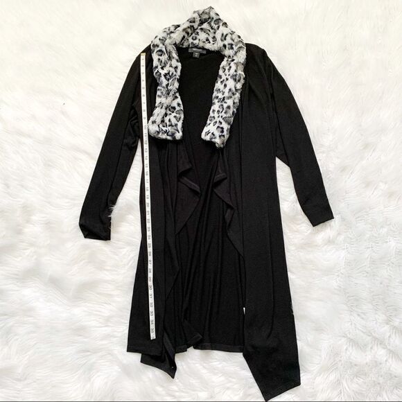 KAREN KANE Faux Fur Collar Long Cardigan. - Picture 2 of 6